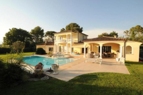 Villa Mougins YourHostHelper